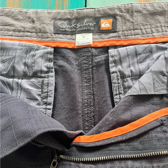 Quiksilver walking shorts, size 34, grey in colour - Picture 2 of 4